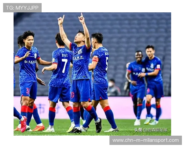 球员在中超赛场上带动队友提升整体表现，中超球员入场