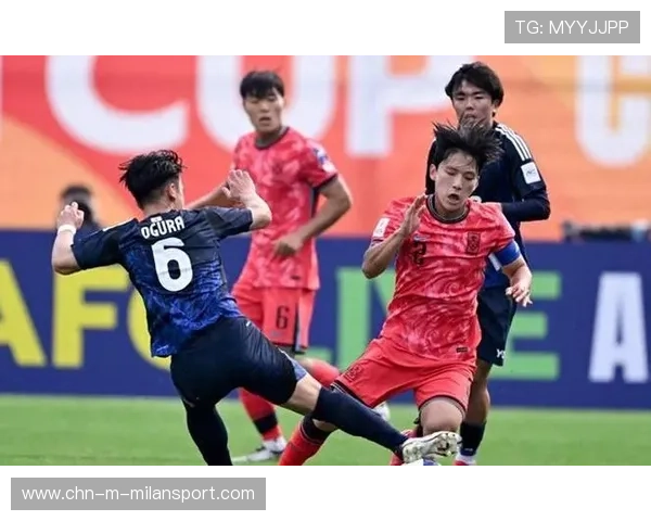 亚洲杯风云：韩国绝平日本，全场冲突十次，足球热潮再度燃起