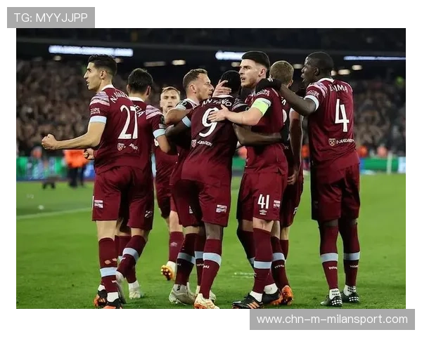 安德莱赫特利用中路推进打造稳定攻势的战术解析